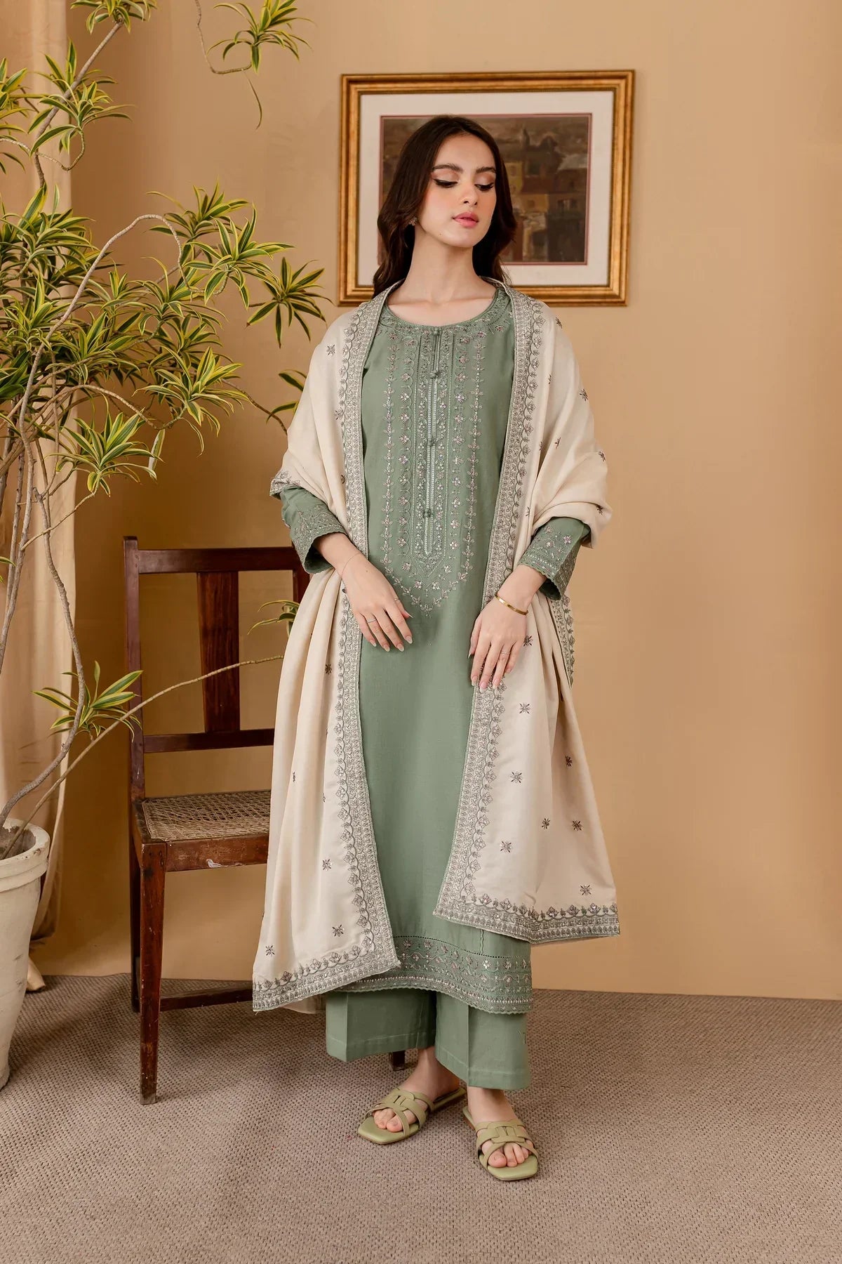 BATIK - 3PC DHANAK EMBROIDERED SHIRT WITH DHANKEMBROIDERED DUPATTA AND TROUSER