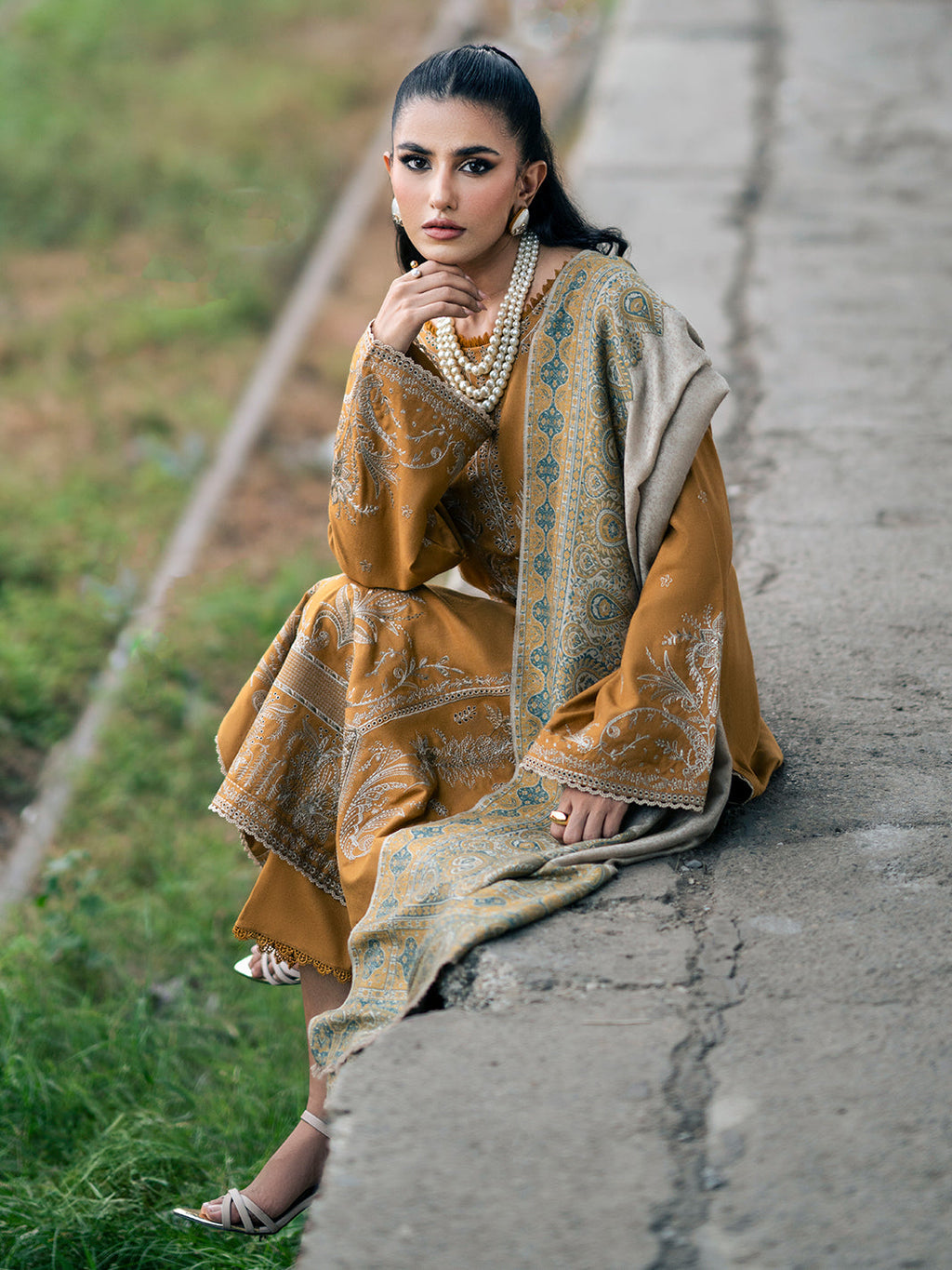 IZEL-3PC DHANAK EMBROIDERED SHIRT WITH COUTRAI PRINTED SHAWL & TROUSER (SYT-126)