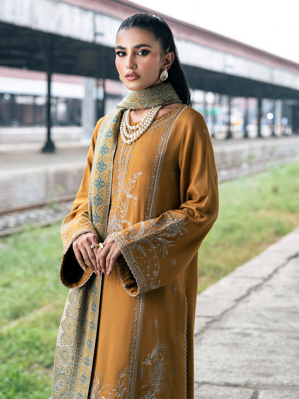 IZEL-3PC DHANAK EMBROIDERED SHIRT WITH COUTRAI PRINTED SHAWL & TROUSER (SYT-126)