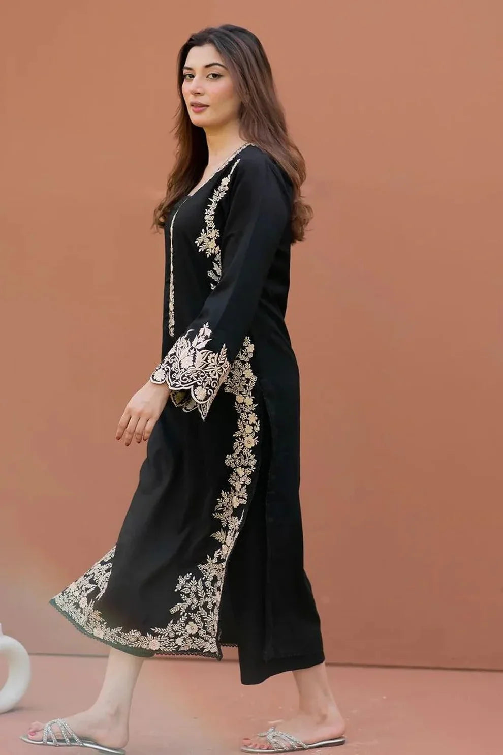 MARIA B-2PC LAWN EMBROIDERED SHIRT WITH TROUSER D-1214