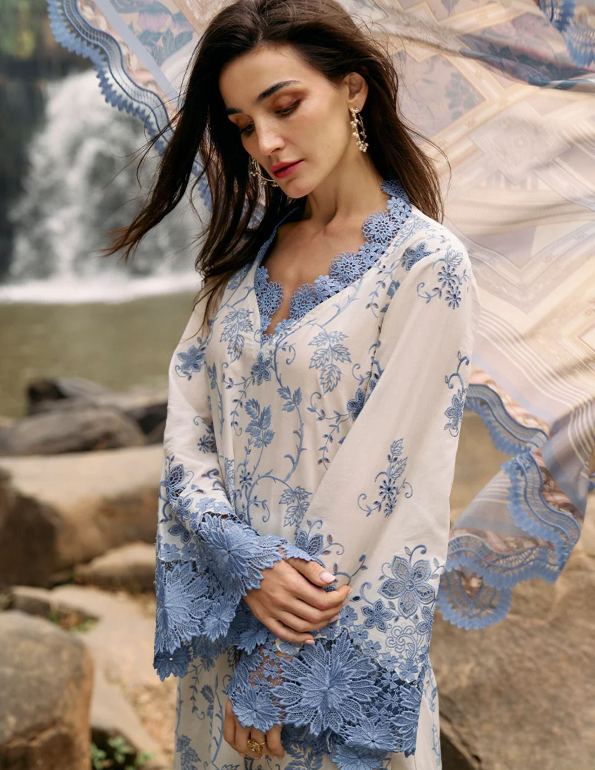 IMAGE-3PC DHANAK EMBROIDERED SHIRT WITH COURTAI PRINTED SHAWL & TROUSER (SYT-131)